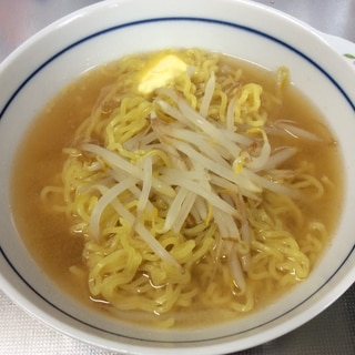 合わせ味噌、味覇を使った生麺ラーメン